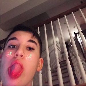 Meet your Posher, Frank